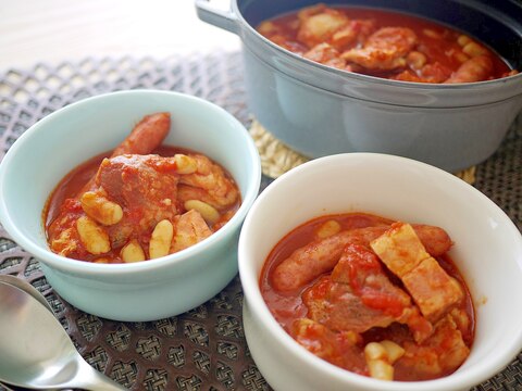 カスレ！（白いんげん豆と肉のトマト煮込み）